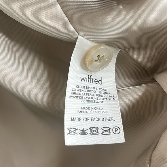 Aritzia Wilfred Numbers Oversized Bomber Jacket in Matte Pearl Sz S - Picture 7 of 8
